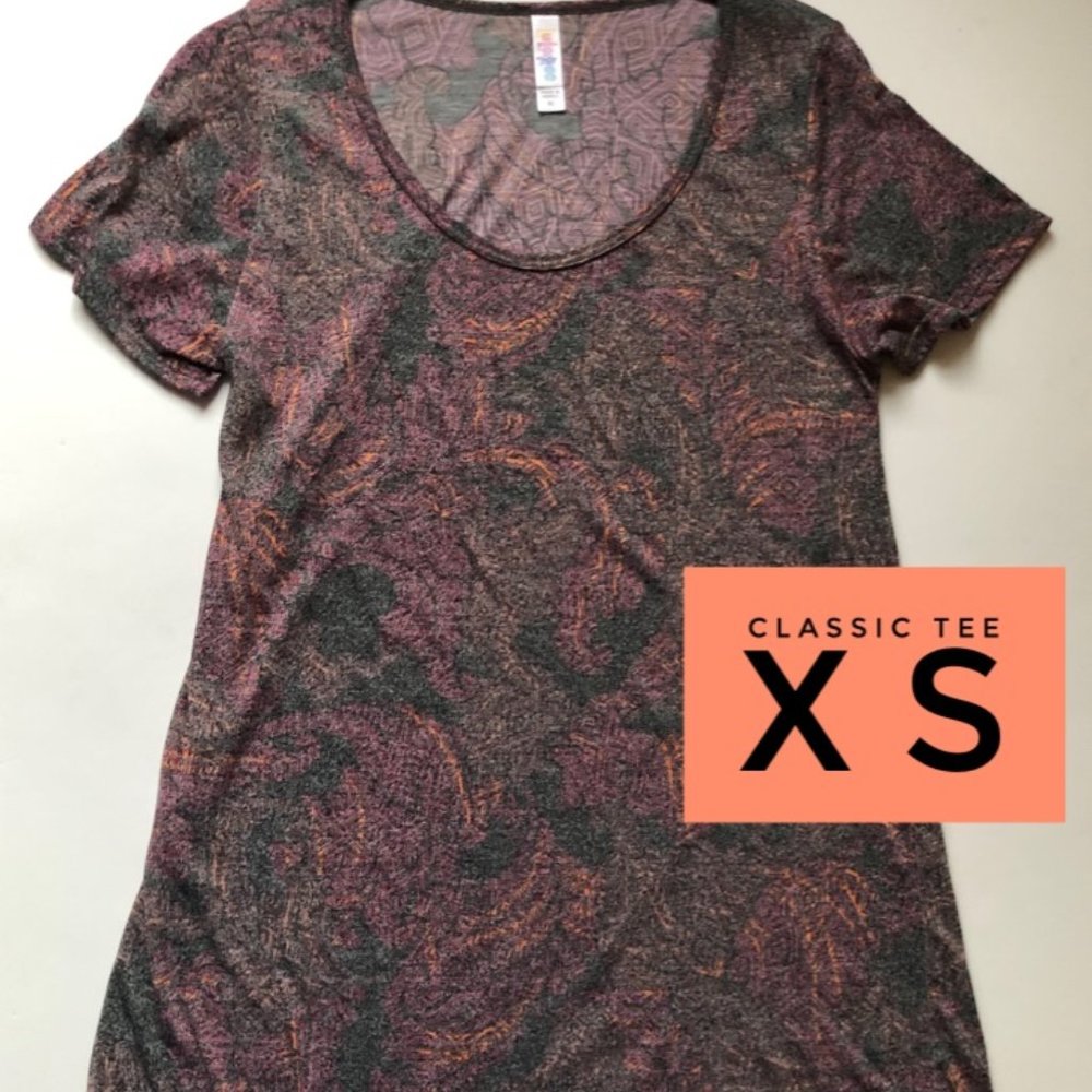 NWT LuLaRoe Classic T, Dark Colored Pattern, Size XS